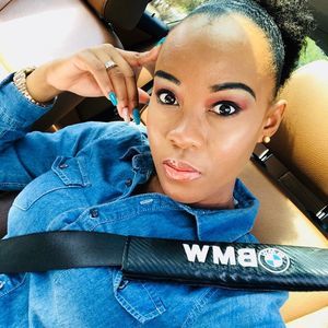 Meet your Posher, Vanessa